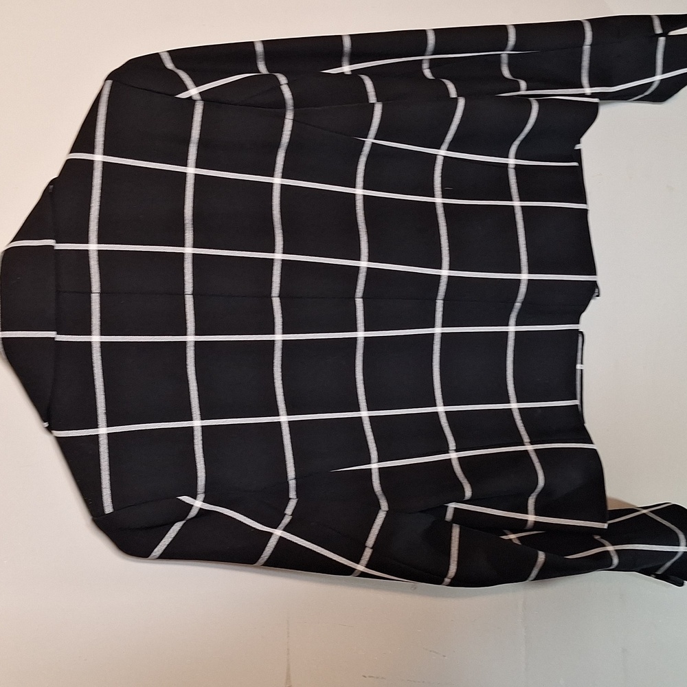 Express Women's Black and White Plaid Jacket - Picture 5 of 7